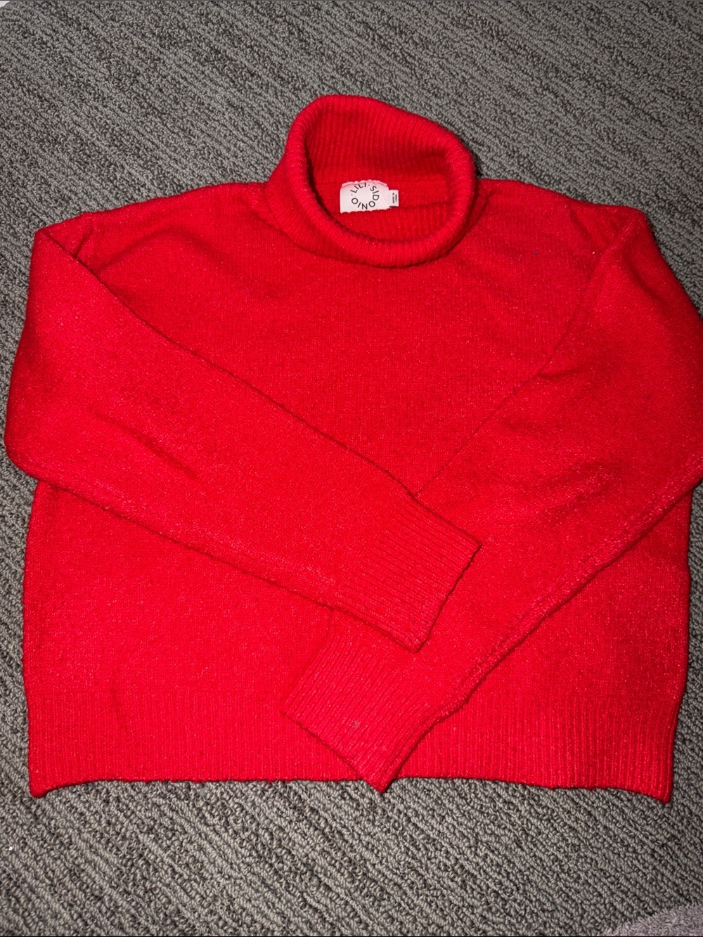 Lili Sidonio Women’s Red Turtleneck Sweater